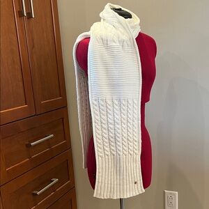 Like New 💓 Kate Spade Soft White Knit Varied Pattern Wool Blend Scarf